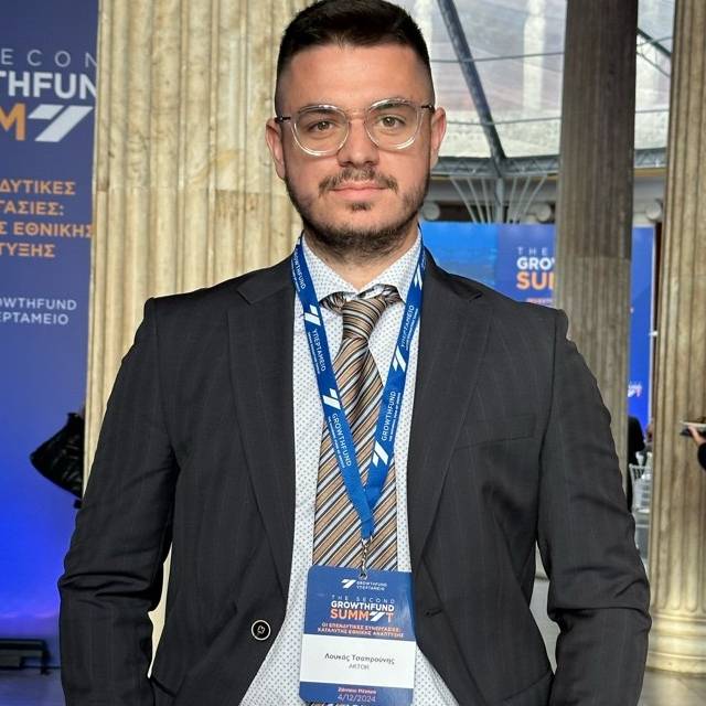 Loukas Tsaprounis